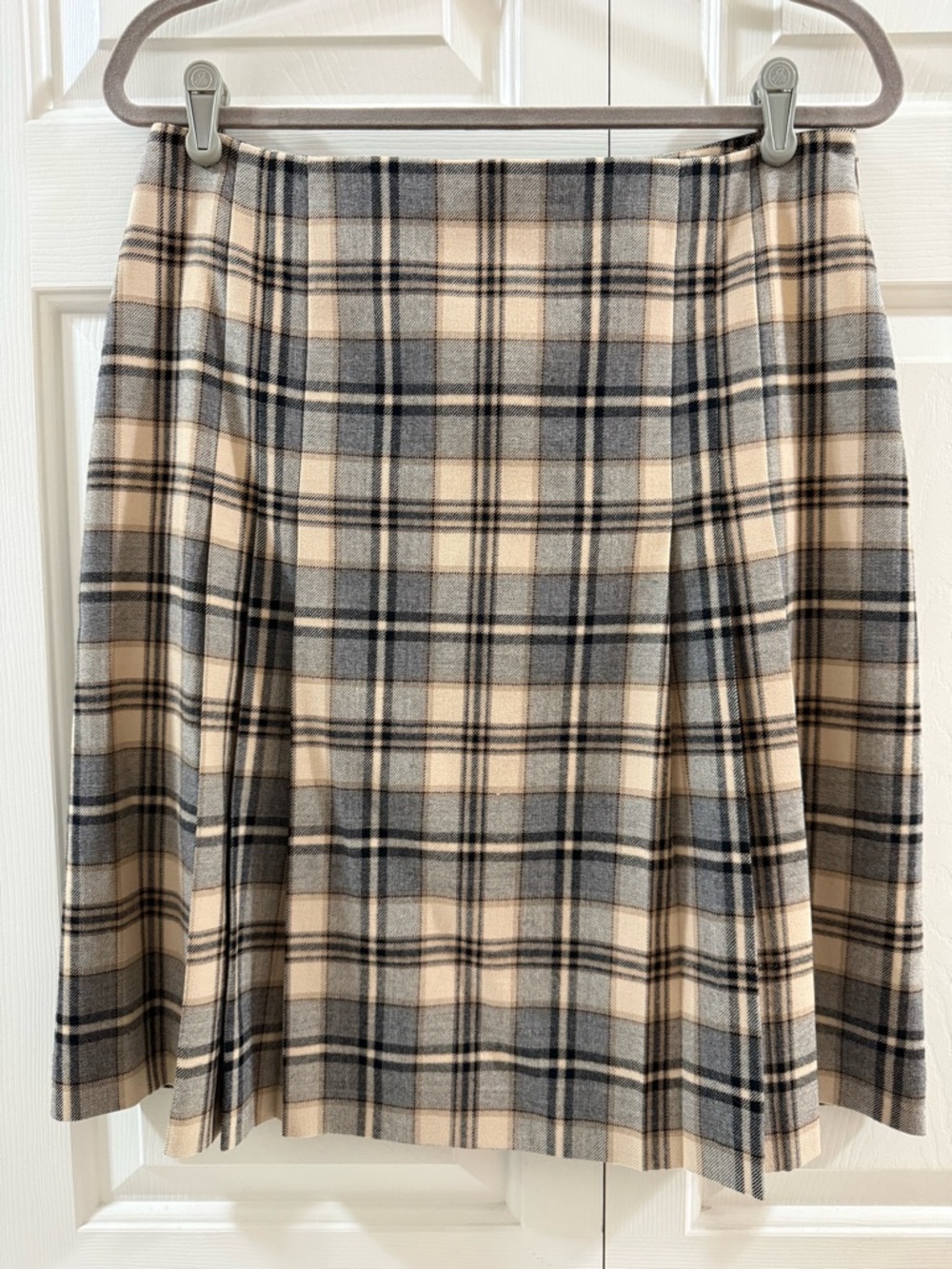 Brooks Brothers 346 Wool Plaid Skirt Size 10 A-Line Pleated Preppy Academia
